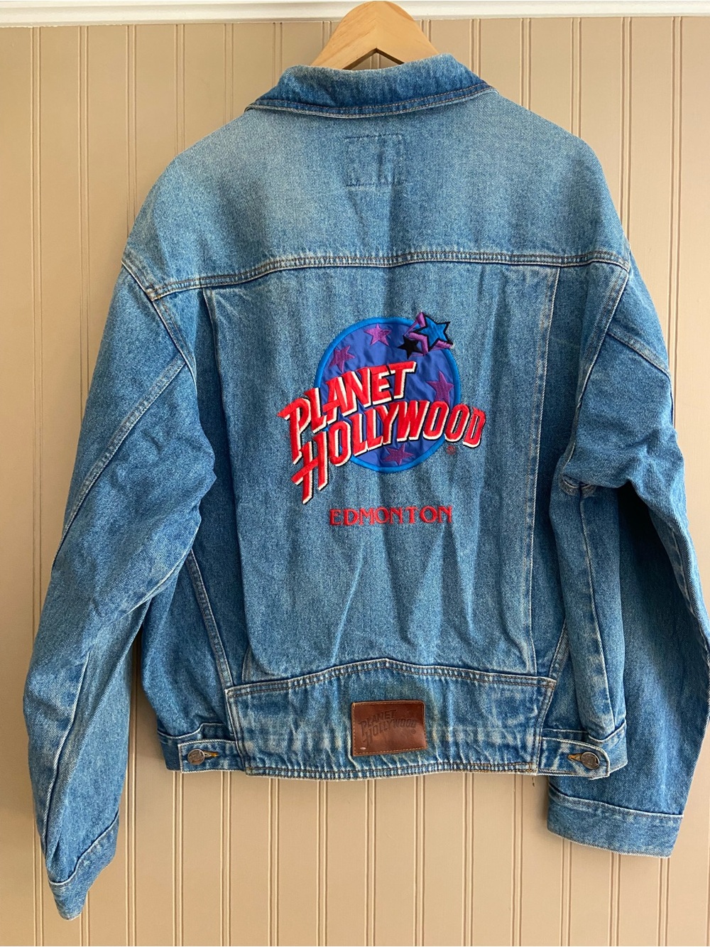 Vintage 90s Planet Hollywood Edmonton Denim Jean Jacket Men’s Size Large